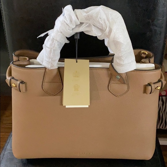 Handbag - Picture 1 of 3